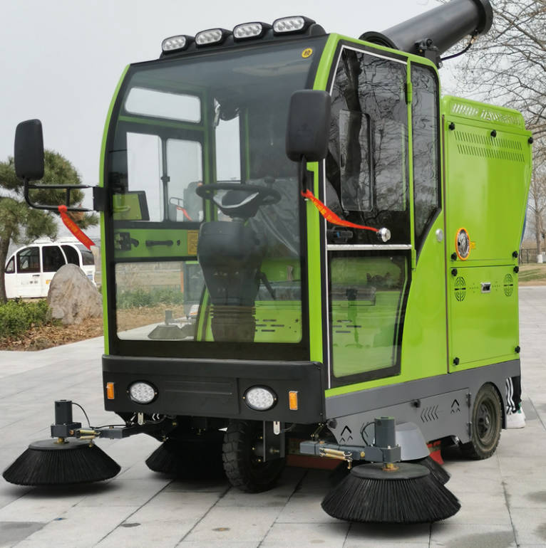 望德堂道路清洁广泛应用电动环卫清扫车